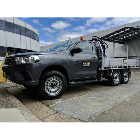 TABLETOP 6 WHEELER 4WD WITH CRANE - code:530015